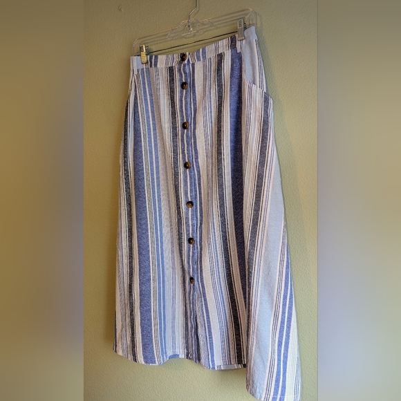 St. John's Bay Women's Chambray Midi Maxi Skirt 2X Button Front Cotton Linen - Picture 7 of 10